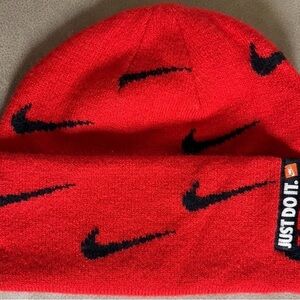 Nike Youth Red Beanie